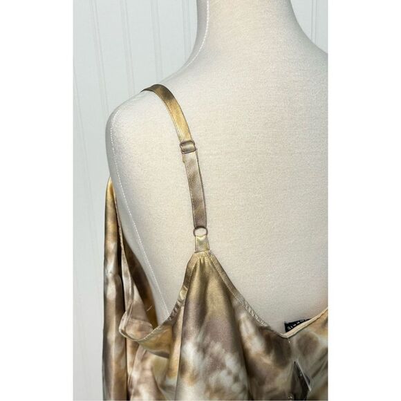 Torrid Chevron Tie Dye Satin Cami Blouse Tank Sleeveless‎ Taupe Brown Tan 4X - Picture 7 of 12
